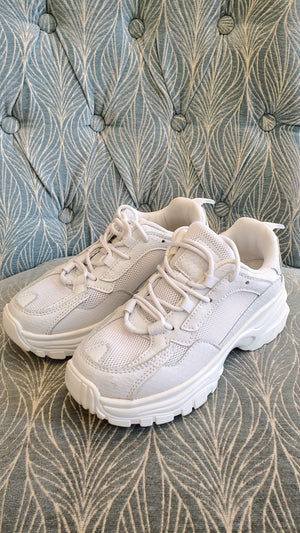 Julia Sneaker White