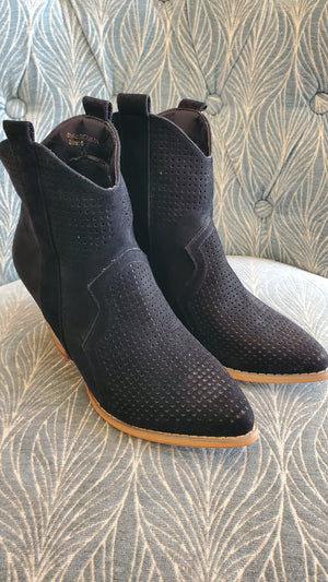 Detailed Bootie Black